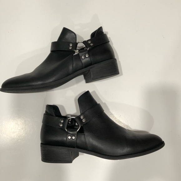 BP Black Leather Moto Ankle Boots - Picture 7 of 13